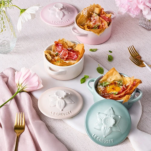 Le Creuset Cocotte Jardin Collection: Meringue (4 pieces